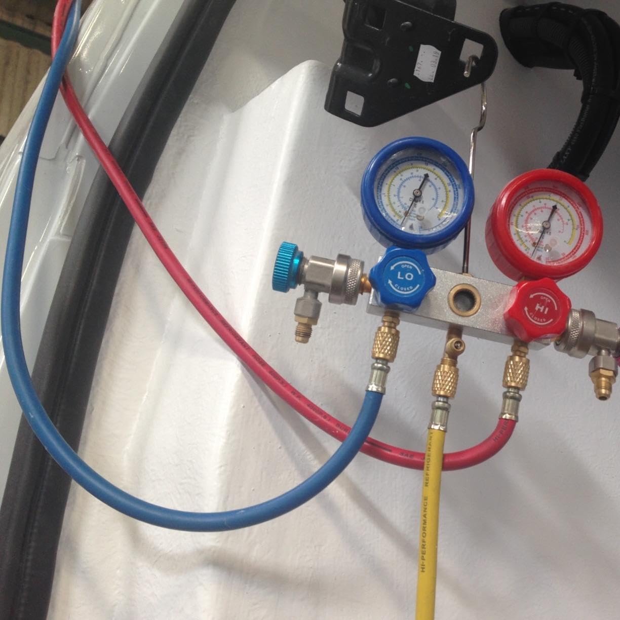 60inch/150cm Tubo di riempimento per refrigerante aria condizionata (600-3000Psi) per R134a R12 R2 R502, fluoruro AC tubo di riempimento 1/4" SAE filo di segnalazione (3 colori)