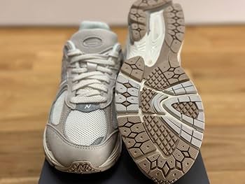 Amazon.co.jp: 公式限定 new balance m2002raa 24.5