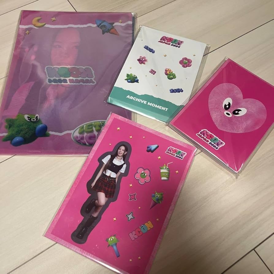 NiziU KCON JAPAN 2024 グッズ 4点セット① Amazon.co.jp: NiziU KCON JAPAN 2024 グッズ 4点セット E