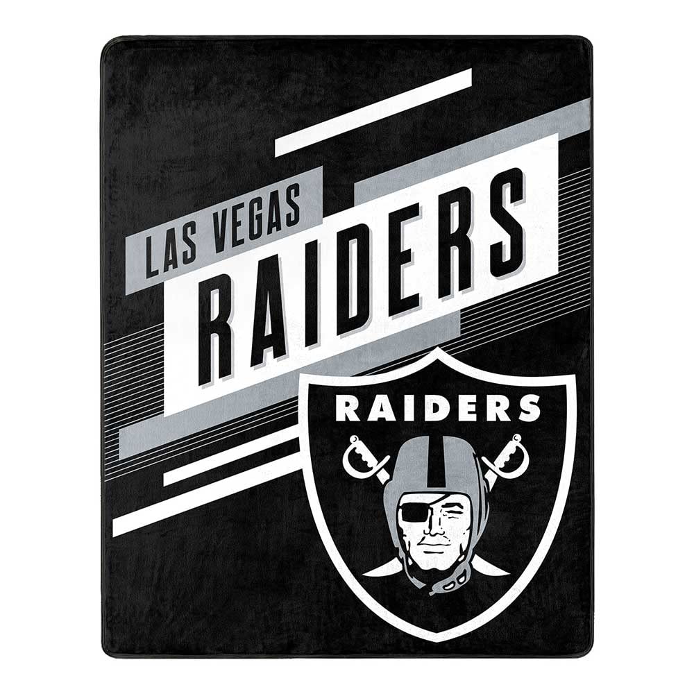 Amazon.com: Northwest NFL Las Vegas Raiders Oversized Silk Touch Throw  Blanket, Team Colors, 55 x 70 : Sports u0026 Outdoors