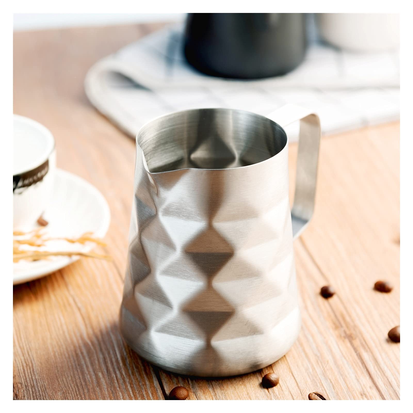 ESOUY Sauciere, Edelstahl, prismatisch gestaltet, Milchaufschäumkrug, Milchkännchen, Espresso-Kaffee, Barista, Craft, Latte, Milch, Sahne, Soßenkrug (Kapazität: 350 ml)