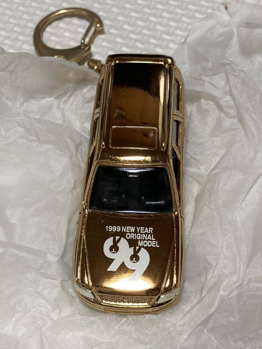 【即購入OK】トミカ 金メッキ ステージア 2000年 即購入OK】トミカ 金メッキ ステージア 2000年 トミカ 500台限定