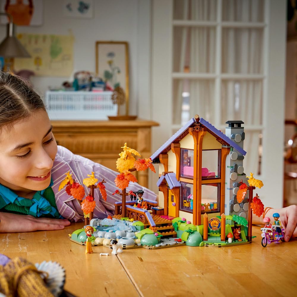 LEGO Friends Jesienna leśna chatka 42705 | Leśna chatka, zestaw do odgrywania ról, prezent dla dziewczynki i chłopca 9+, 1229 elementów