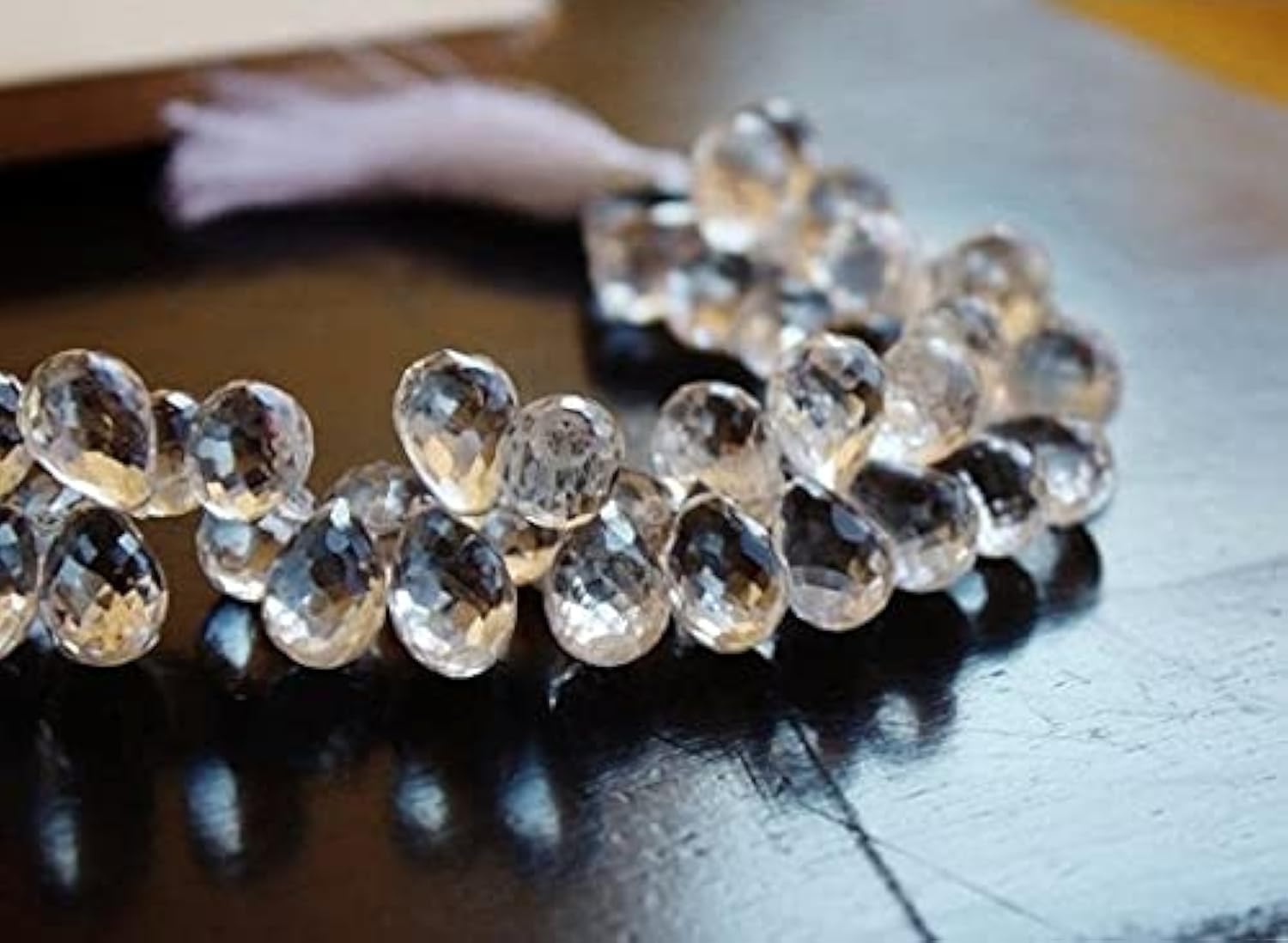 Quartz roche en perles briolettes pour sublimer vos tenues d'été