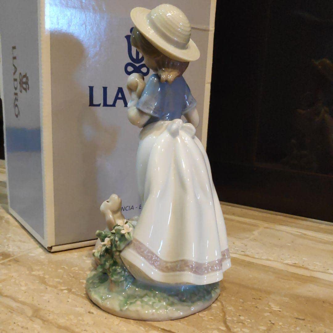 Amazon.co.jp: LLADRO LADRO Ceramic Figurine A ROMP IN THE GARDEN