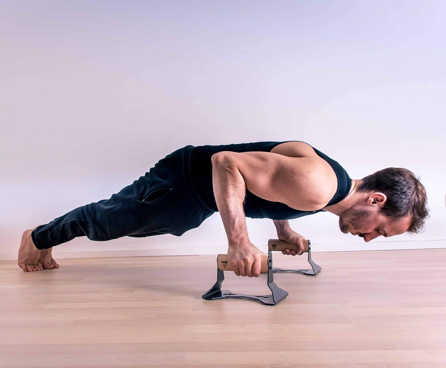 PULLUP & DIP Liegestützgriffe mit ergonomischem Holz Griff und hochbelastbarem Stahl - Rutschfeste Push-Up bars Handstandbarren für Krafttraining und Calisthenics
