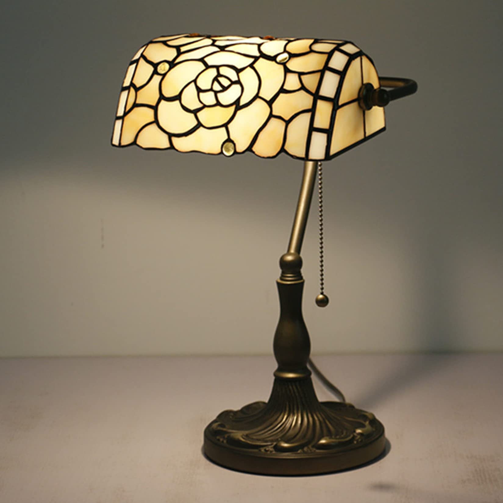 Lampada da banchiere in Stile Retro Art Stained Glass Lampada da scrivania Antica da Comodino con Paralume in Vetro colorato Rosa Lampada da Pianoforte Lampada da Tavolo per Camera da Letto per la