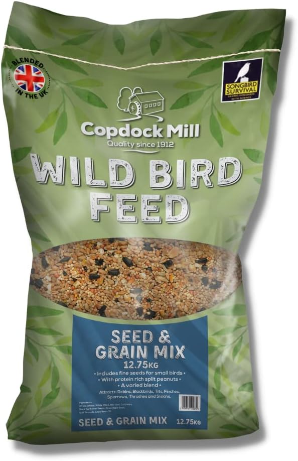 Crast Premium Seed and Nut No Mess Wild Bird Food Mix (12.6KG) All Year ...