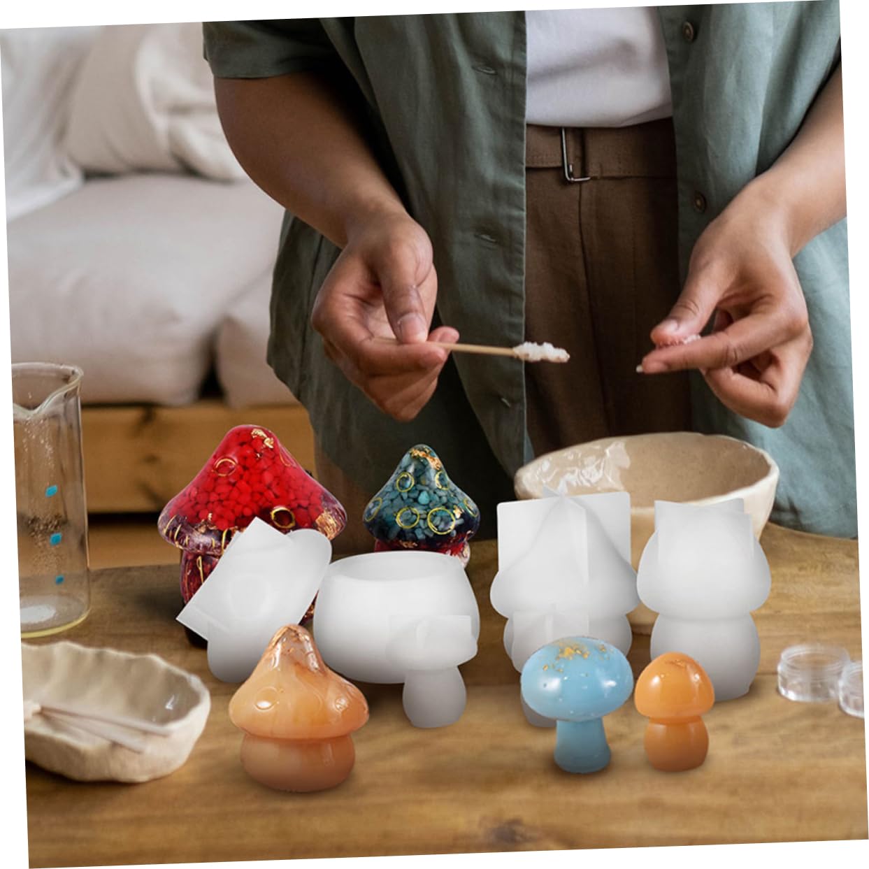 Stampo in Silicone a Forma di Fungo 7 Pezzi per Gioielli e Resina | Bianco, Riutilizzabile, Set Pratico per DIY e Ufficio, Modello Decorativo per Vassoio e Colata