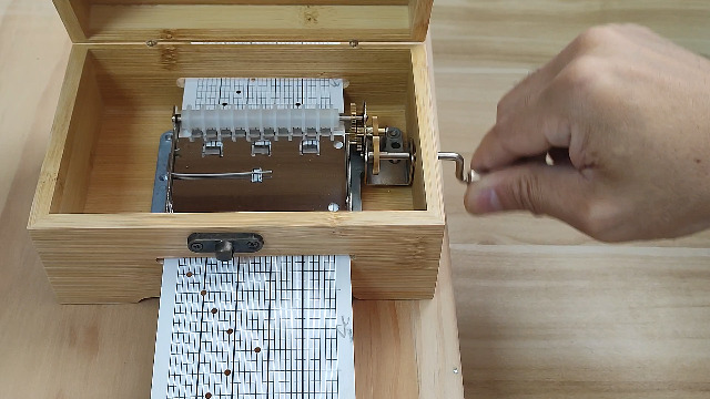Amazon.com: Wingostore 30 Notes Hand Crank Music Box Movement with
