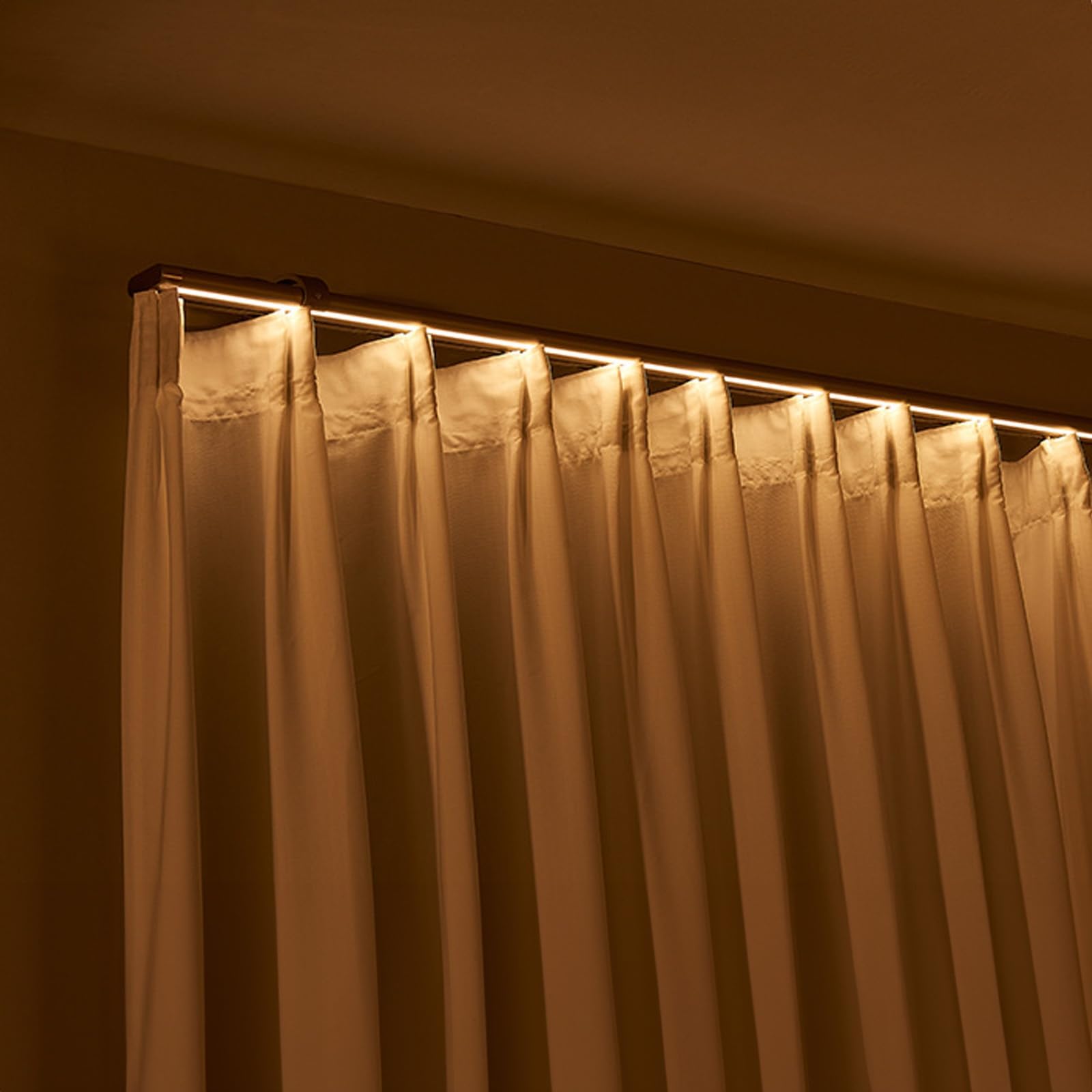 Binario in alluminio resistente con luci a LED, robusto sistema a parete per decorazione di casa e ufficio, 4 m / 13.1ft, ideale per appendere opere d'arte e visualizzare foto