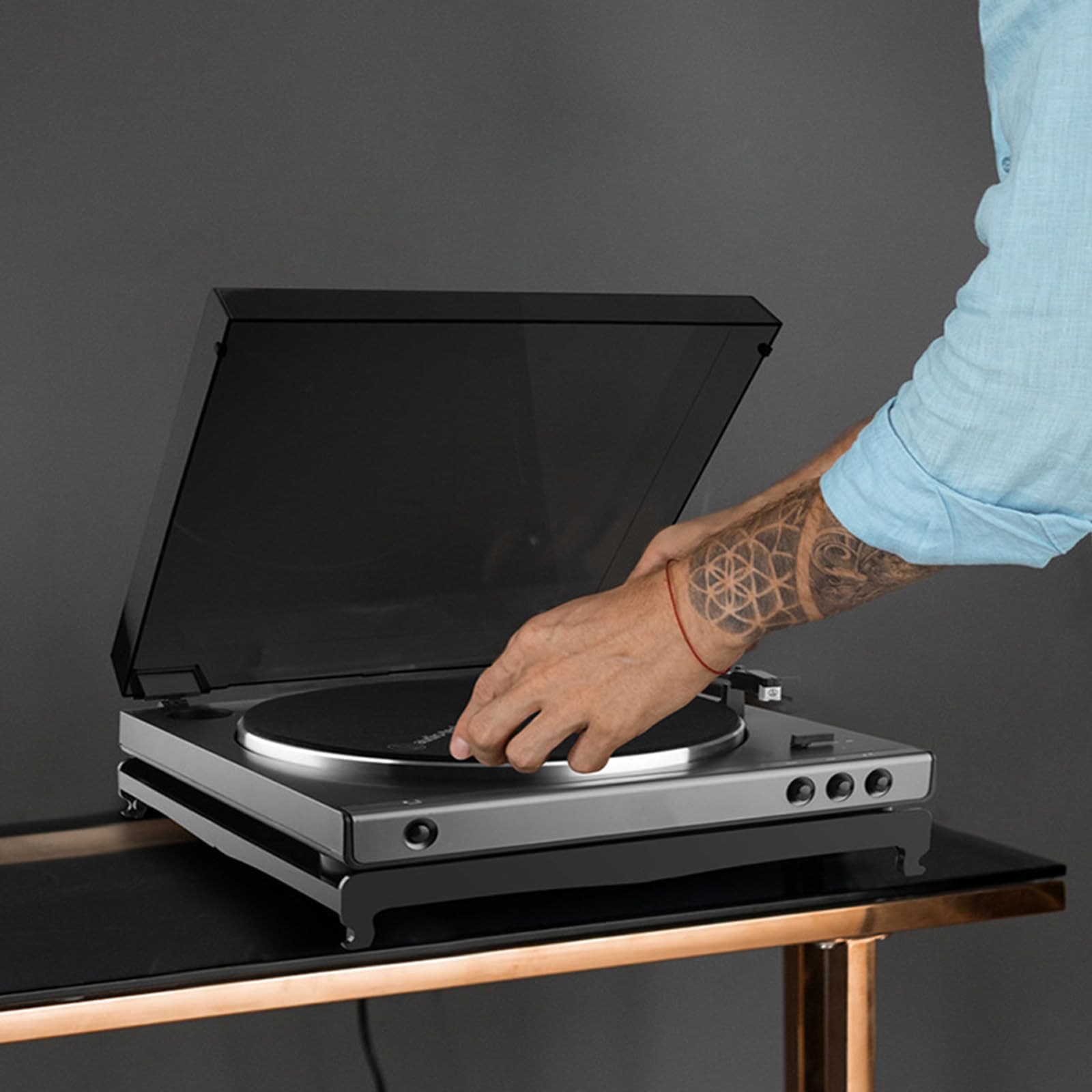 Base brillante de 5 mm de grosor con patas de silicona antideslizantes para accesorios de tocadiscos AT-LP60XBTBK, soporte duradero, elegante y estable para una calidad de sonido óptima