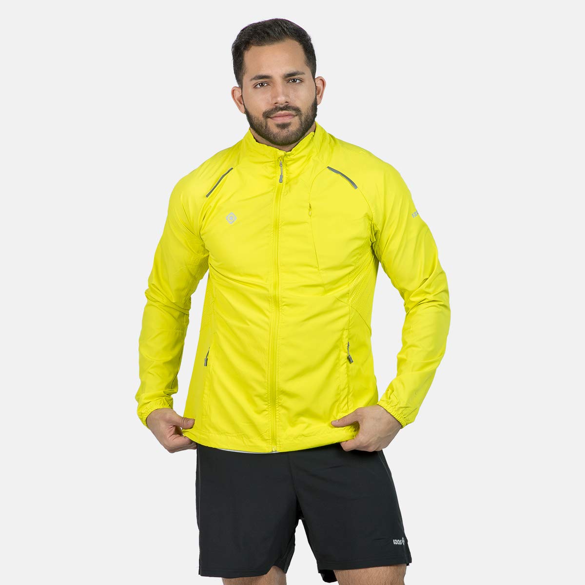 IZAS Brezel Giacca Leggera da Uomo per Running e Trekking. Tessuto AWPS, DRY e Coolspeed. Taglio Aderente e Maniche Anatomiche. Ventilazione e Dettagli Riflettenti