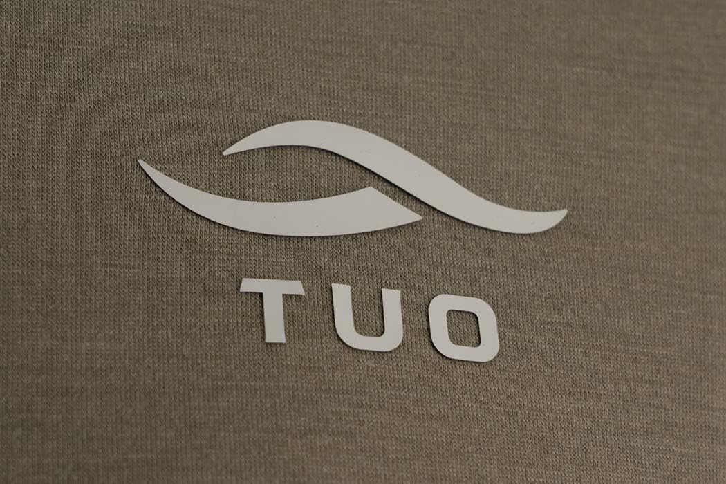 TUO Kinetic Merino 150 - Camiseta de Manga Larga con Cuello Redondo, Duradera, Absorbe la Humedad y Resistente al Olor, Deadfall, Large