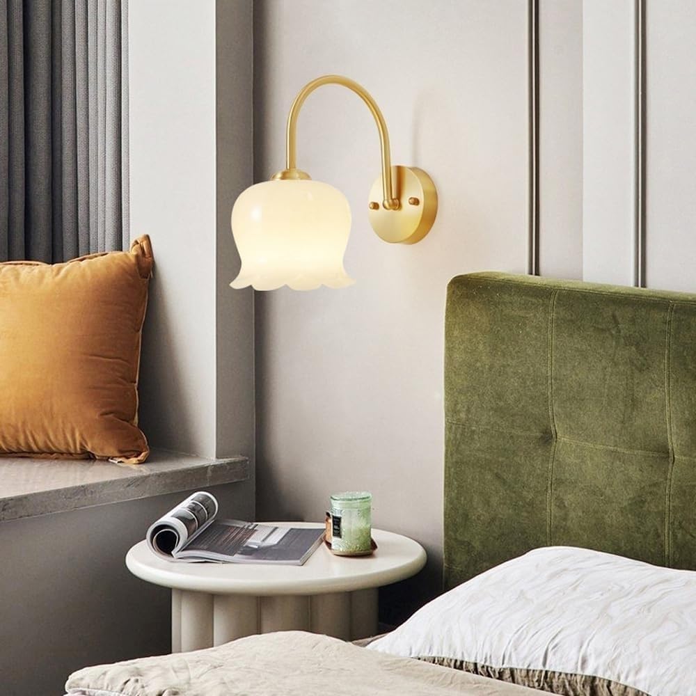 Applique da Parete per Interni E27 1 Luce in Ottone Spazzolato Paralume in Vetro Fatto A Mano Ideali per Camera da Letto Comodino Bagno Balcone E Corridoio