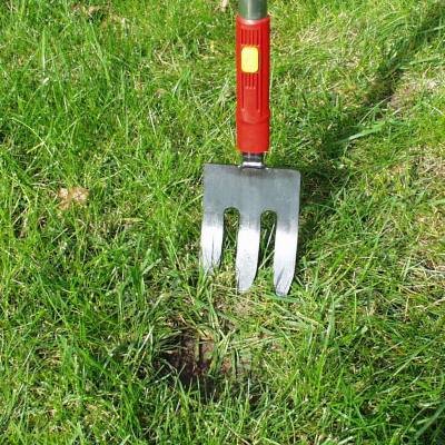 Preisvergleich Produktbild Rasenlockerungsgabel - Rasenlifter, Rasenheber