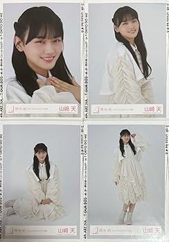 井上梨名 直筆 サイン 生写真 櫻坂46 2023年 クリスマスサンタ衣装 直筆】櫻坂46 井上梨名 直筆サイン入りフォトカード サクコイ