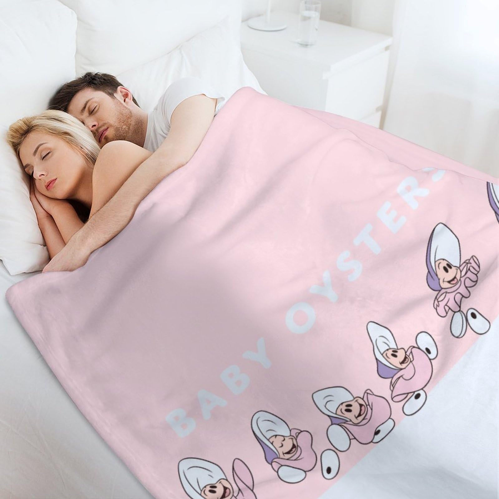 Amazon｜不思議の国のアリス ヤングオイスター 毛布 ブランケット 冬用