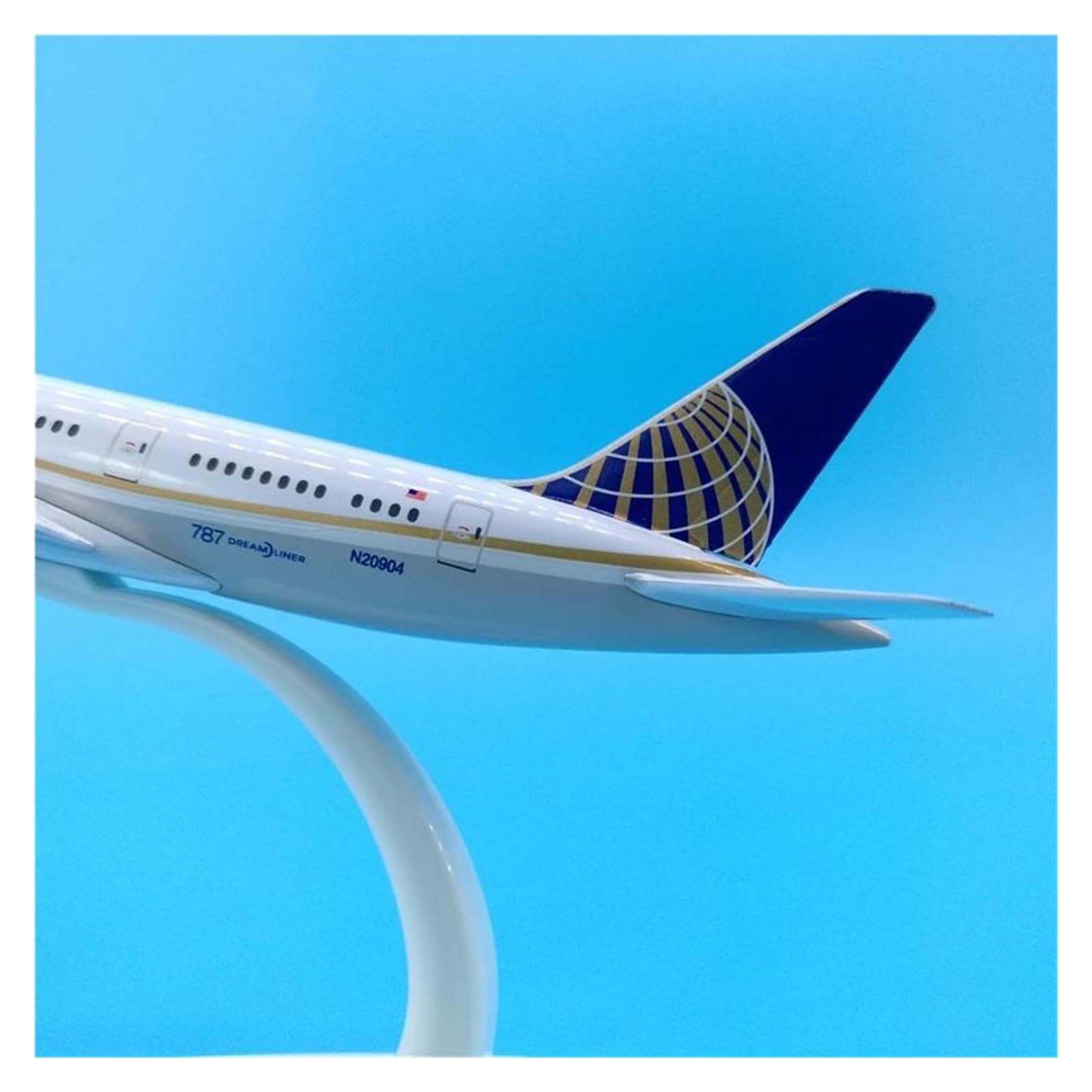 Amazon.co.jp: 飛行機模型飛行機おもちゃの飛行機模型 20 センチ