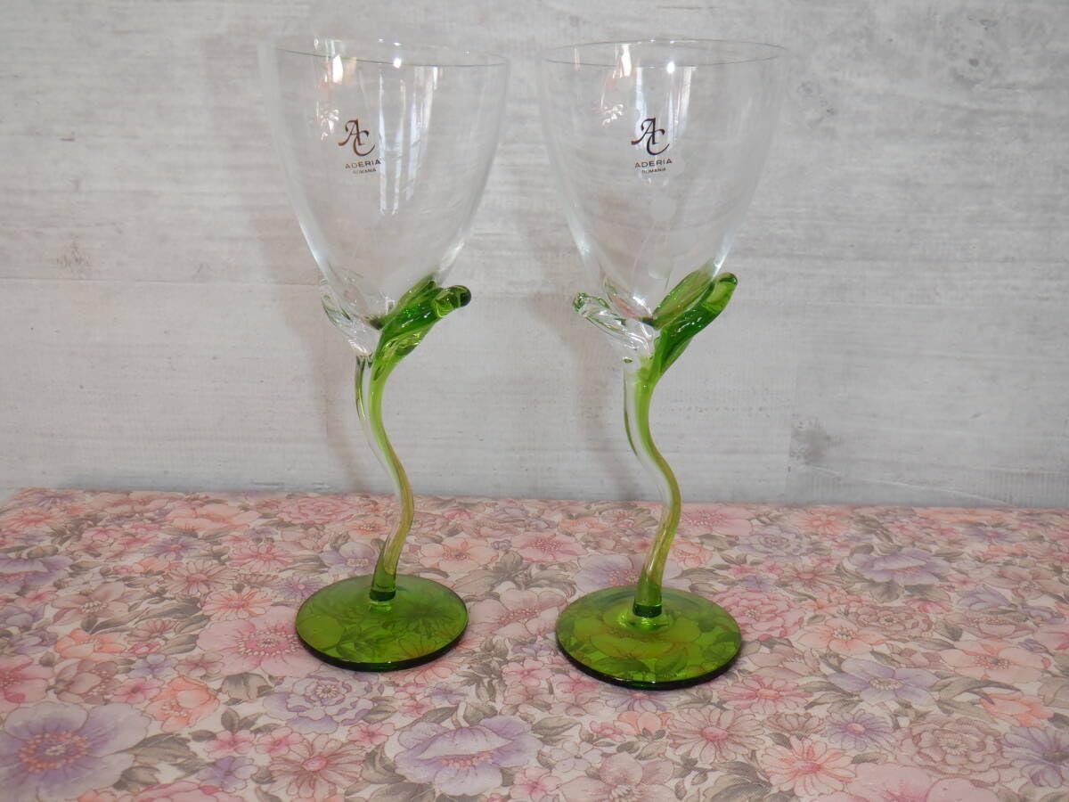 処分！ADERIA ルーマニア ワイングラス 9000円、和包丁5000円