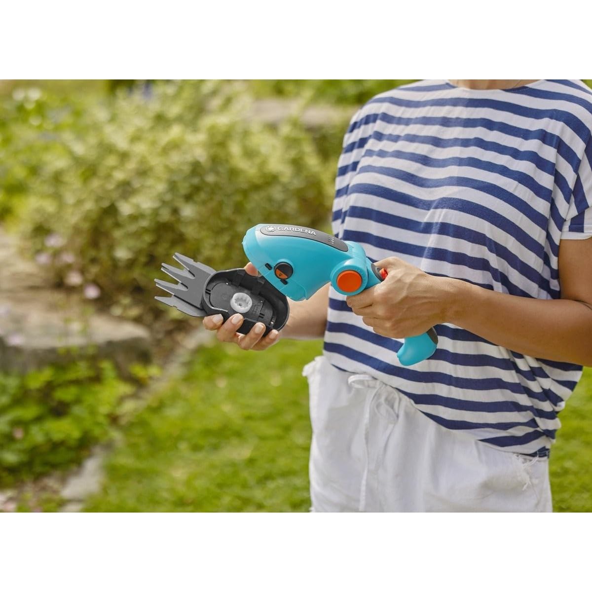 Juego de tijeras a batería para setos y borde césped tijeras Gardena
