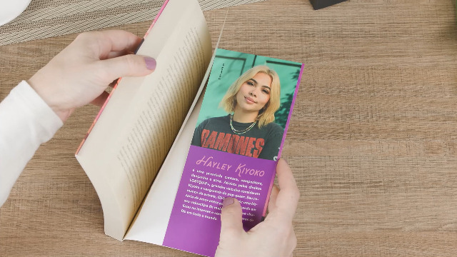 Girls Like Girls: Uma história de amor entre garotas | Amazon.com.br