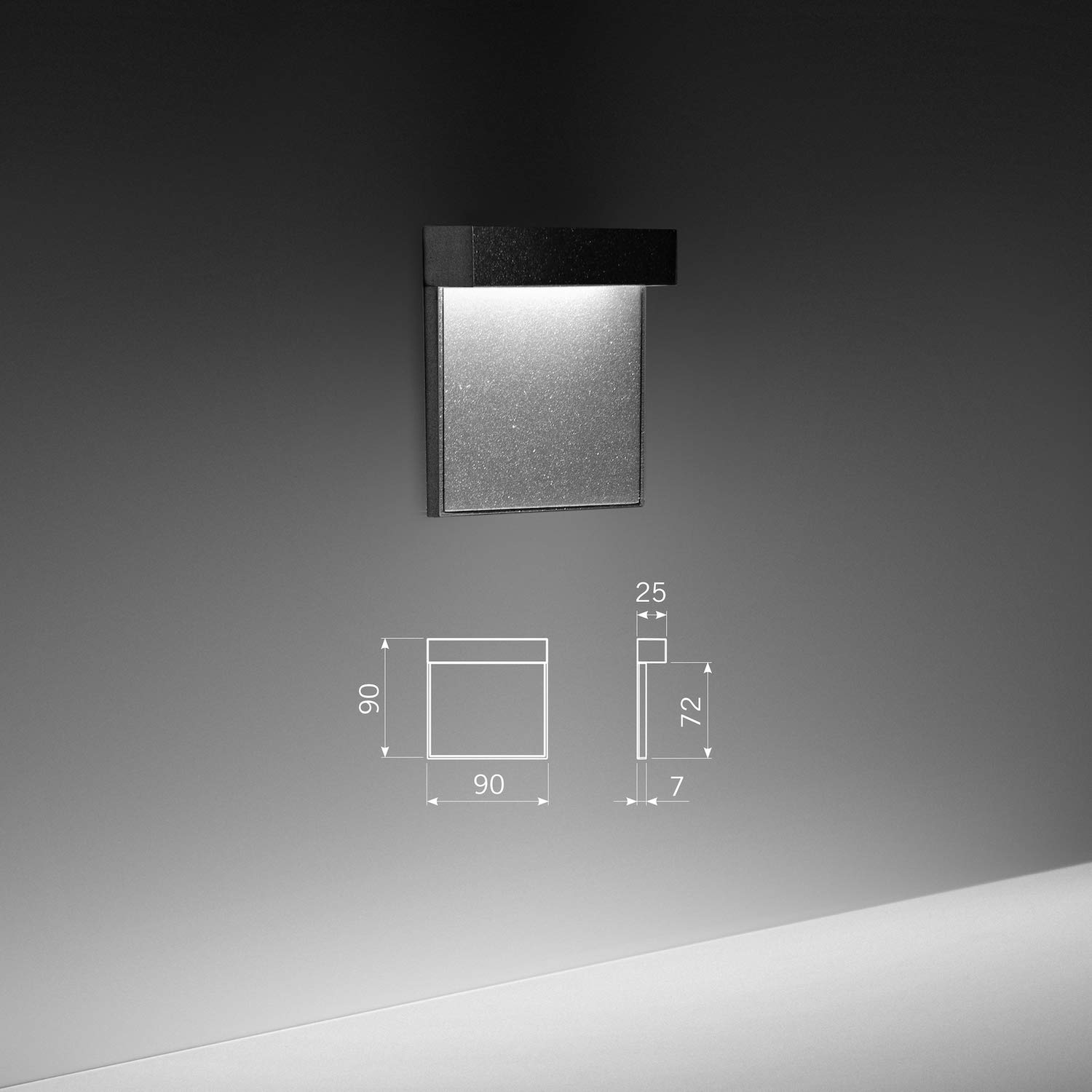 SIMES 5CENTO QUADRATO FARETTI SEGNAPASSO LED ESTERNO GRIGIO ANTRACITE, Punto luce led in alluminio, installabile in superficie, Protezione IP65, Made in Italy, Dimensione 9x9x2,5cm