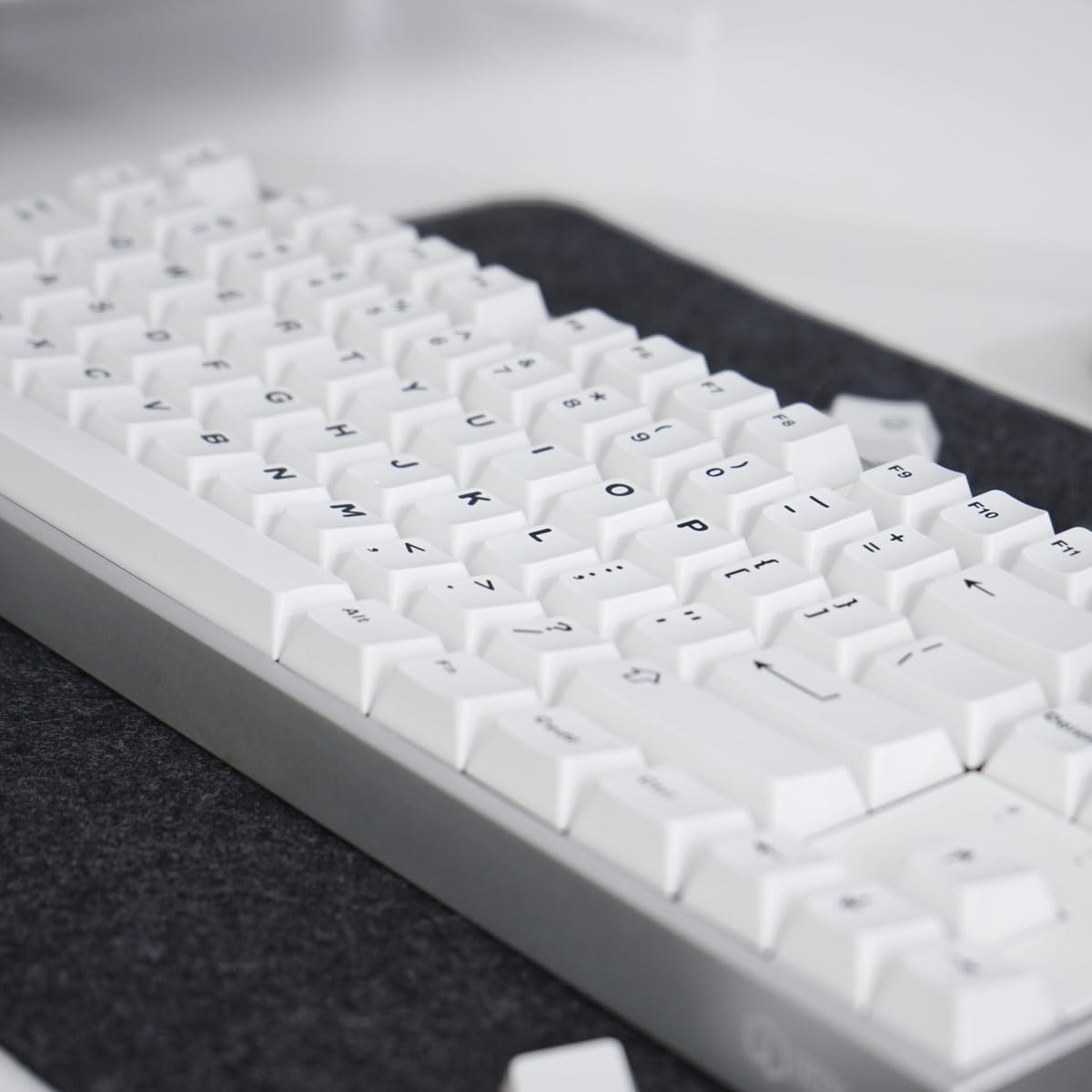 Amazon | チェリープロファイルダブルショット弓キーキャップ120キー