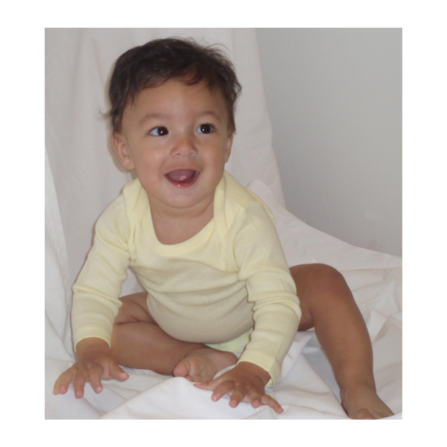 Bambini Newborn Baby Girl 9 Pc Layette Set