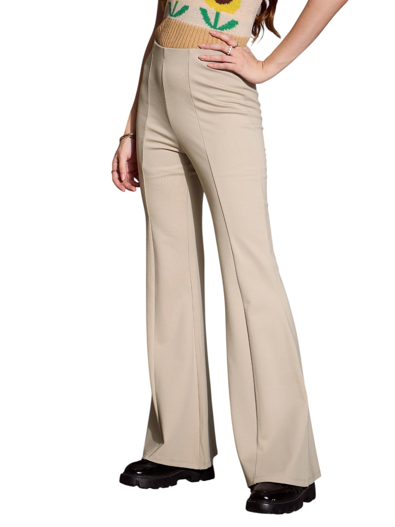SASSAFRAS Basics Women's Stylish Wide-Leg Pants â€“ Relaxed Fit, Modern Streetwear Trousers for Women in neutral