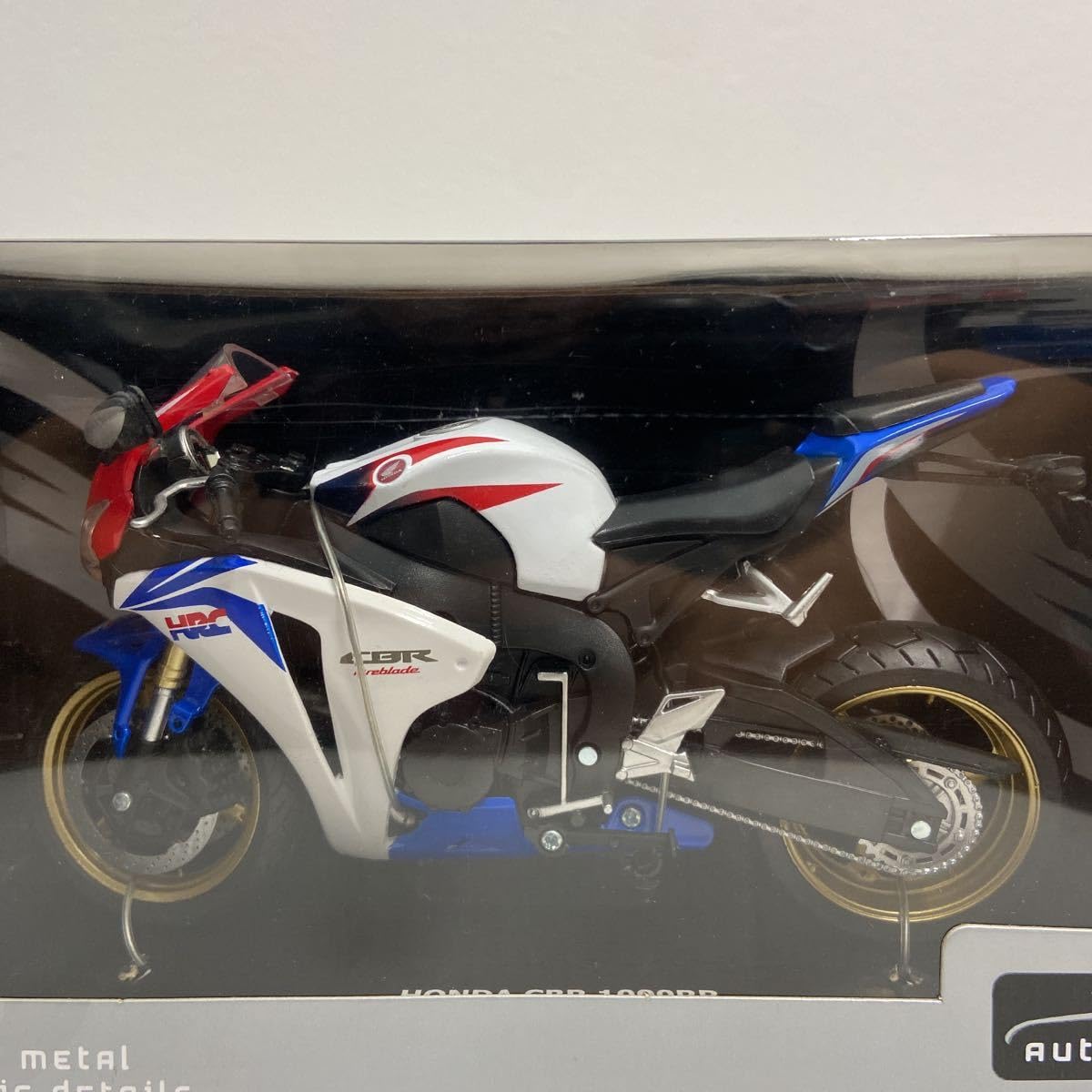 Amazon | アオシマ 1/12 ミニカー CBR1000RR トリコロールカラー