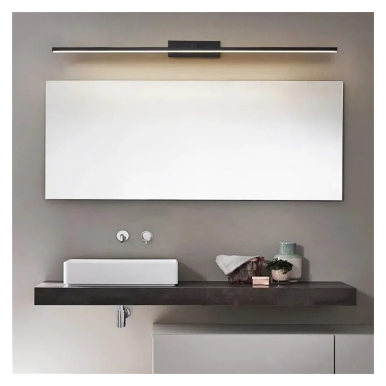Elegante Lampada da Parete a LED da 100 cm con Specchio, in Alluminio, per Bagno, con Luce Calda e Atmosfera Accogliente. Elegante complemento d'arredo per Esposizione di opere d'a
