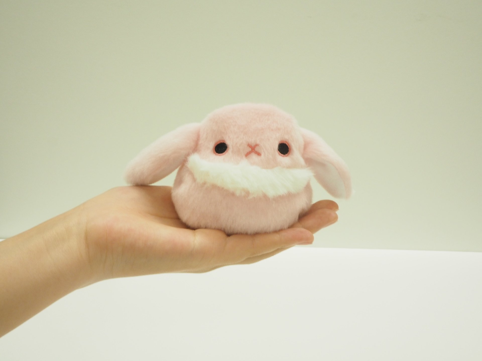 Amazon.co.jp: らびだんご ももっぷ ぬいぐるみ 高さ7cm : おもちゃ
