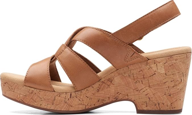 Clarks Women's Giselle Beach Sandals