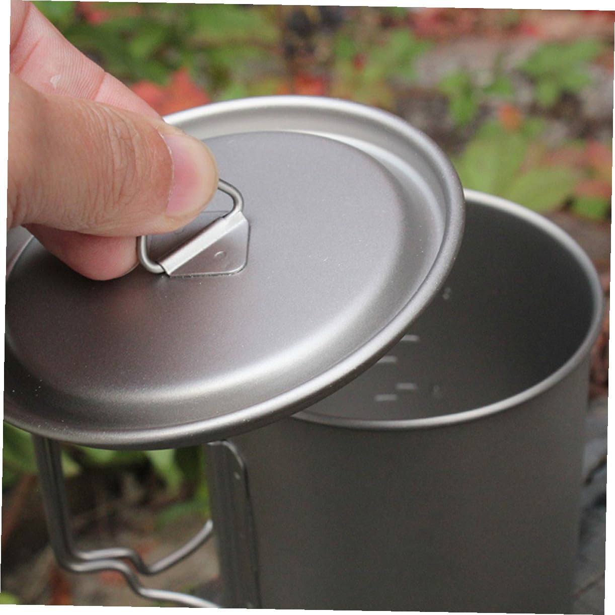 Tasse de Camping Pliable 750ml en Titane avec Couvercle
