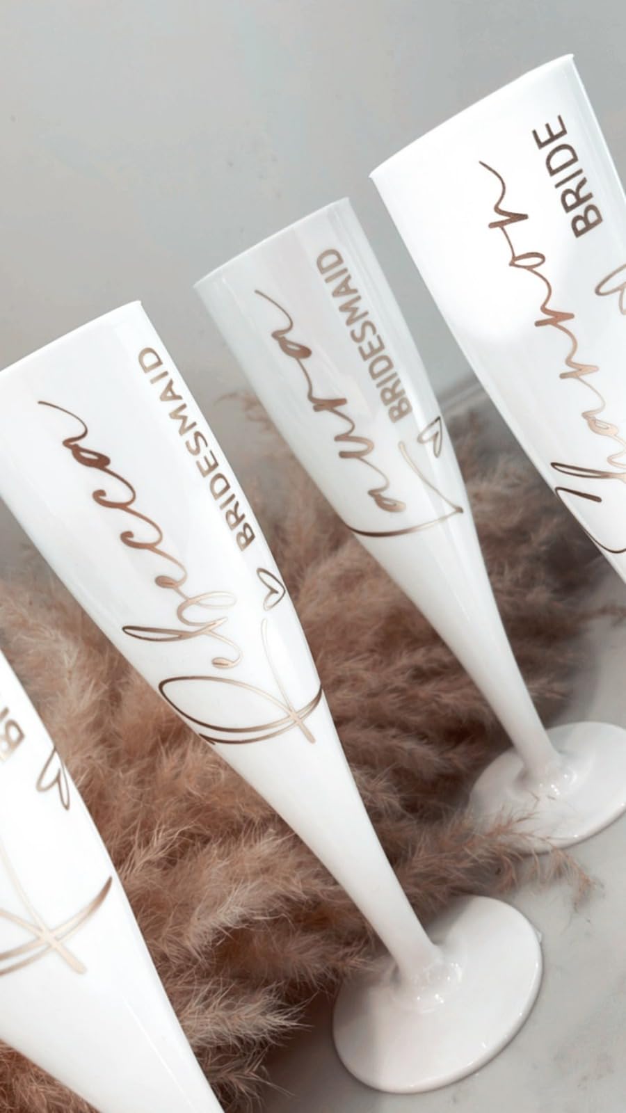 Flute da champagne bianche personalizzate, con nomi diversi, regalo per damigella d'onore, addio al nubilato, bomboniere per ospiti (6 pezzi)