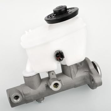 1 Piece Brake Master Cylinder Compatible with Toyota Hilux LN166 LN171 LN191 RZN142 Models OEM 47201-3D390 472013D390
