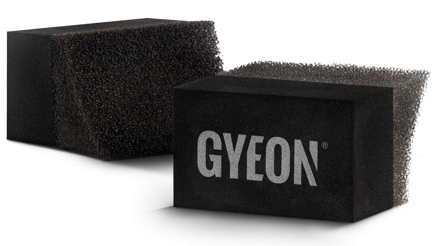 GYEON Q²M Tire Applicator - High-Density Foam Applicator Pad for Tyre Coatings and Dressings - Ergonomic Sponge Applicator for Low Profile Tyres - Mess-Free Applicator for Tyre Shine - Small - 2 Pack