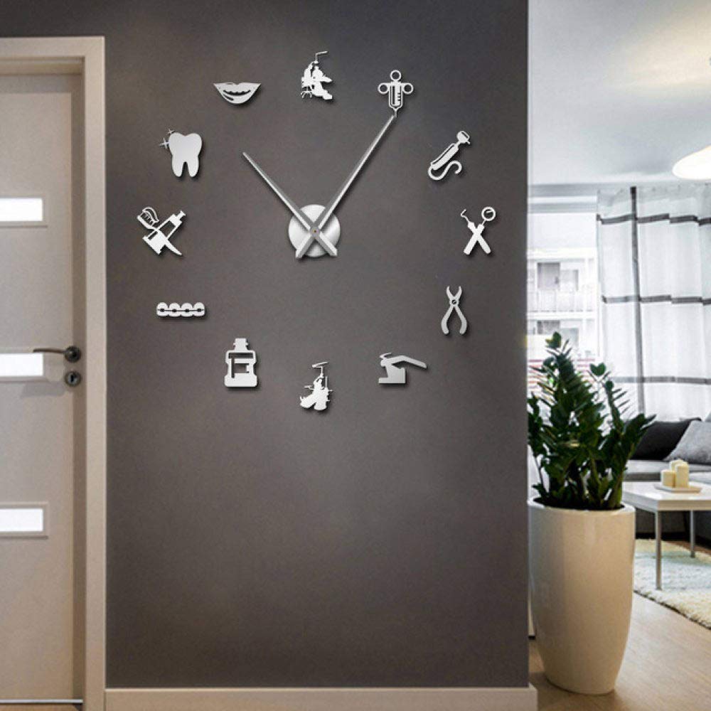 Horloge de dentiste 3D géante argentée pour décorer une salle d'attente