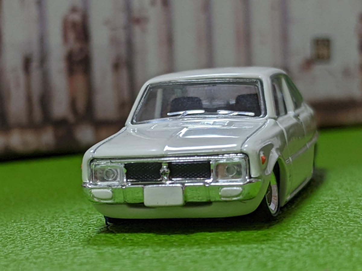 マツダ ファミリア ロータリークーペ YONEZAWA TOYS[12] マツダ ファミリア ロータリークーペ YONEZAWA TOYS[5] ミニカー