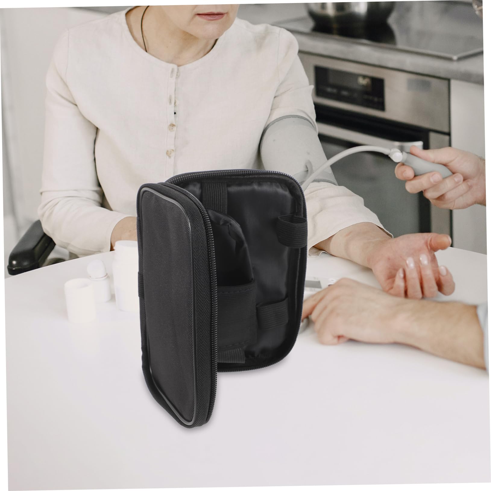Didiseaon 5 Pz forniture mediche sacchetto stoffa borse stoffa box medicine portatorta per trasporto valigia borsa per misuratore di glicemia borsa per glucometro custodia tessuto Black