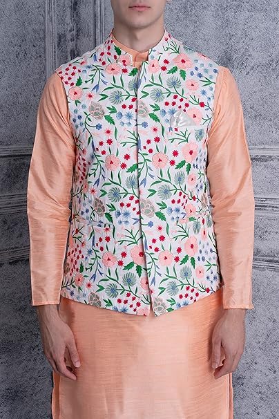 Image of Uri and MacKenzie Men's Silk Blend Kurta Pyjama with Stylish Embroidered Ethnic Jacket