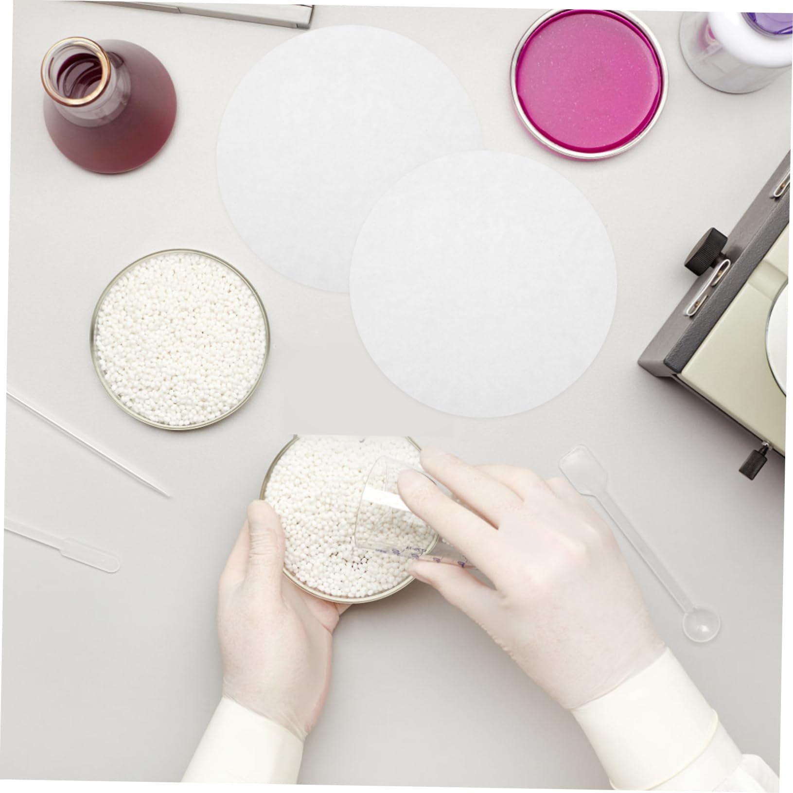 FUNOMOCYA 100pcs 18cm Diameter Qualitative Filter Paper Rolls Medium Flow Rate Lab Filter Paper for