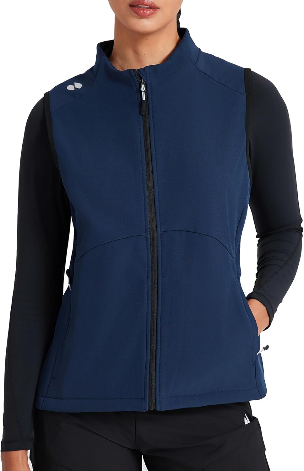 HOTSUIT Women’s Lightweight Vest with 5 Pockets Windproof Sleeveless Jacket for Hiking Golf Vest, Black, M