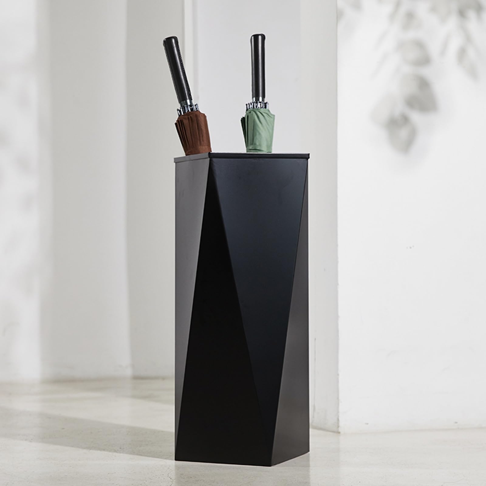 WQPMNYG Large Capacity Metal Umbrella Holder Stand for Indoor Use - Stylish Entryway Storage Solution for Hotels Offices and Homes -Black Design