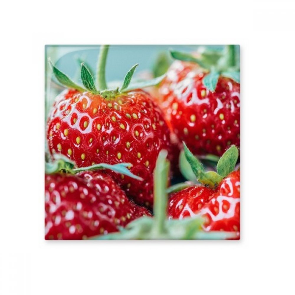 Carrelage céramique fraise pour sublimer le mur de votre cuisine et salle de bain nature