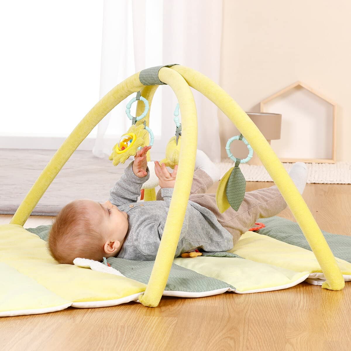Speelgoedvallei.nl: Speelkleed baby aapje Fehn: speelparadijs voor je Speelgoedvallei.nl: Speelkleed baby aapje Fehn: speelparadijs voor je