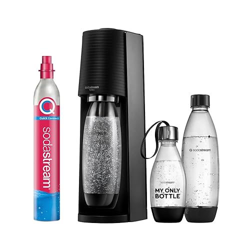 SodaStream Wassersprudler TERRA Vorteilspack mit CO2-Zylinder | inkl. 2x 1L spülmaschinenfeste Kunststoffflasche und 1x 0,5L spülmaschinenfeste Kunststoff-Flasche, Höhe 44cm, Schwarz