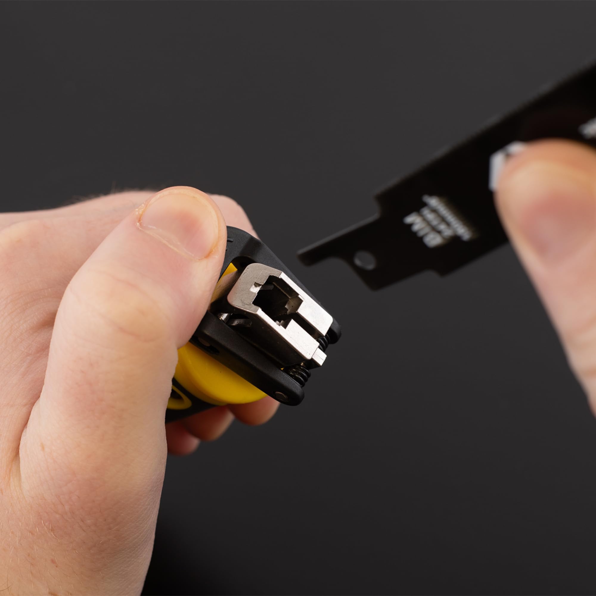 C.K Tools T0820-1 - Manico universale per lime e seghe a mano, impugnatura ergonomica, compatibile con lame per seghetto alternativo e seghetto, codolo da 15,2 cm e 20,3 cm, sega a mano, CK ‎T0820-1