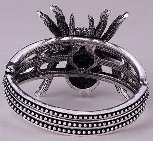 YACQ Spider Bracelets for Women, Halloween Bracelets Fit Wrist Circumference 6.5 to 7.5 inch, Halloween Costume Jewelry - Image 3